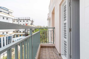 Deluxe Apartment | Balcony - Pinnacle Serviced Apartments (Bengaluru)