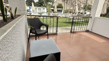 Comfort Room | Terrace/patio