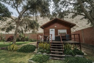 标准小屋 | 客房内保险箱、床单