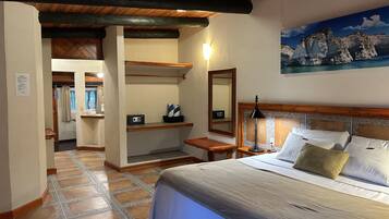 Comfort Apartment | Iron/ironing board, free WiFi, bed sheets
