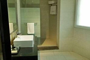 Bathroom - Zhouzai Hotel (Yangzhong)