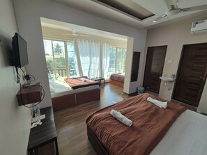 Quarto família | Roupas de cama antialérgicas, Wi-Fi de cortesia, roupa de cama