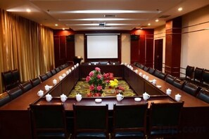 Unclassified image, 3 of 34, button - Wanshui Qianshan Hotel (Xiuwu)