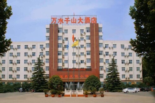 Wanshui Qianshan Hotel
