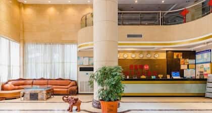 Wanshui Qianshan Hotel
