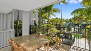 Outdoor dining - Peppers Salt Resort and Spa 1BR Apt w/ Plunge Pool by uHoliday (Kingscliff)