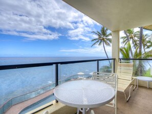 Outdoor dining - Oceanfront Living W/Lanai and Laundry–Poipu Shores (POIPU)