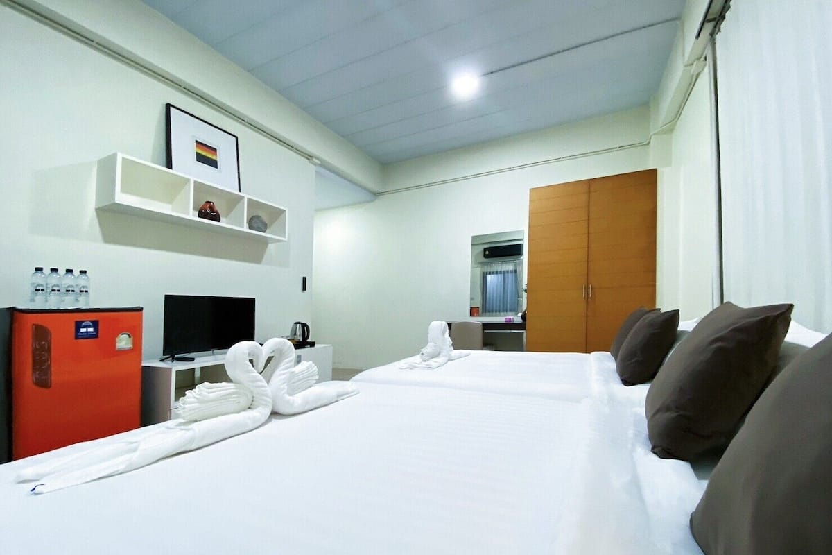 Premium vierpersoonskamer, 2 slaapkamers | 1 slaapkamer, gratis wifi, beddengoed