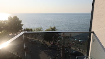 Deluxe Triple Room | View from room