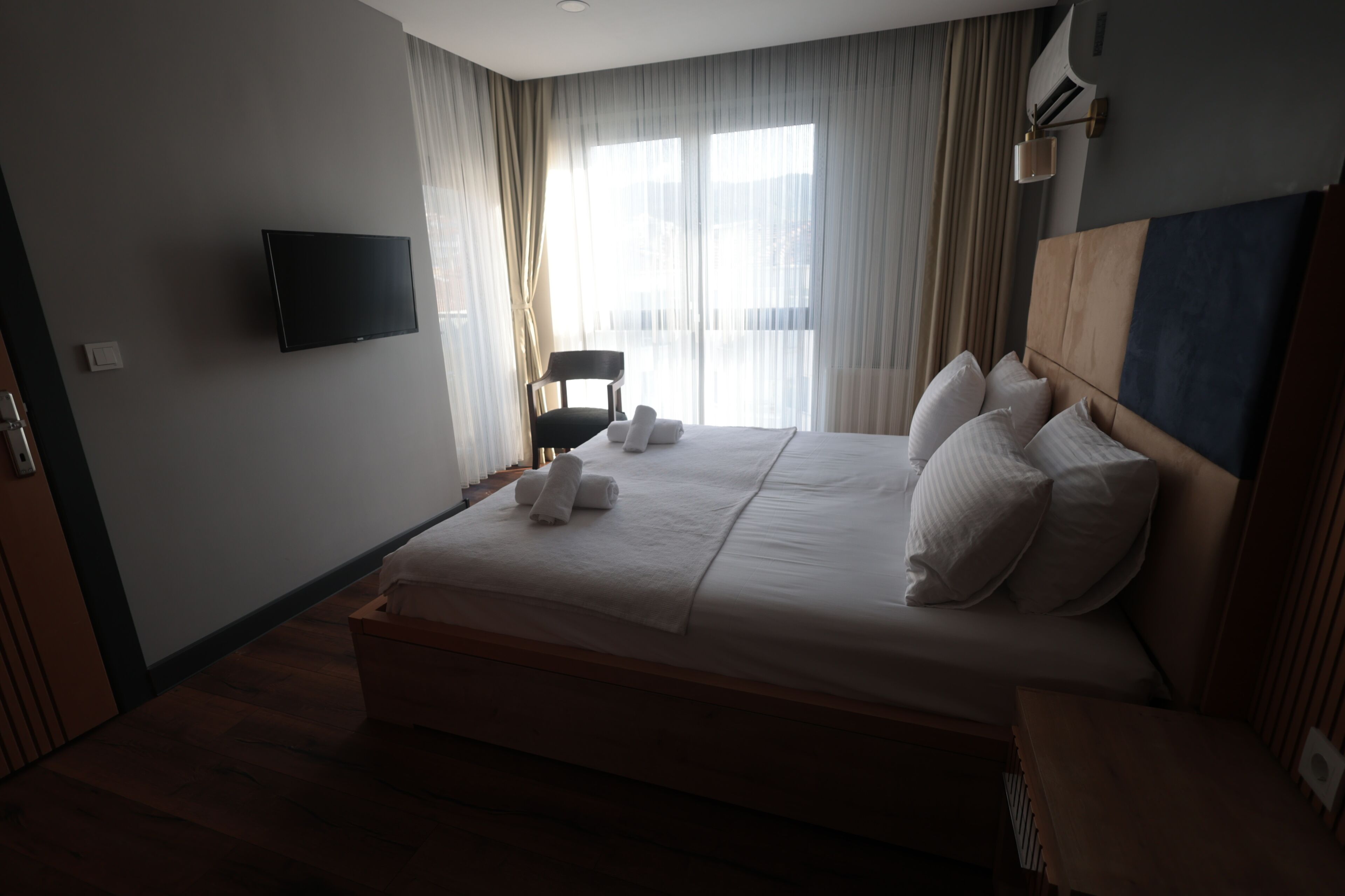 Standard Double or Twin Room | Free minibar, bed sheets