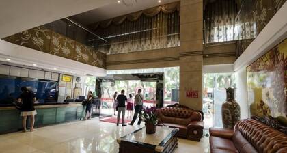 Wuyi Hotel