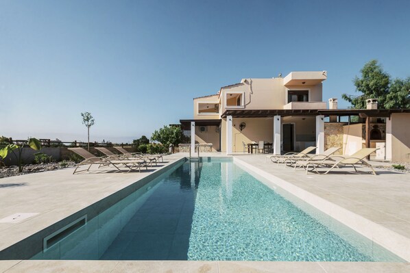 Pool - Villa Maribia with Private pool, situaded in Gennadi (Γεννάδι)