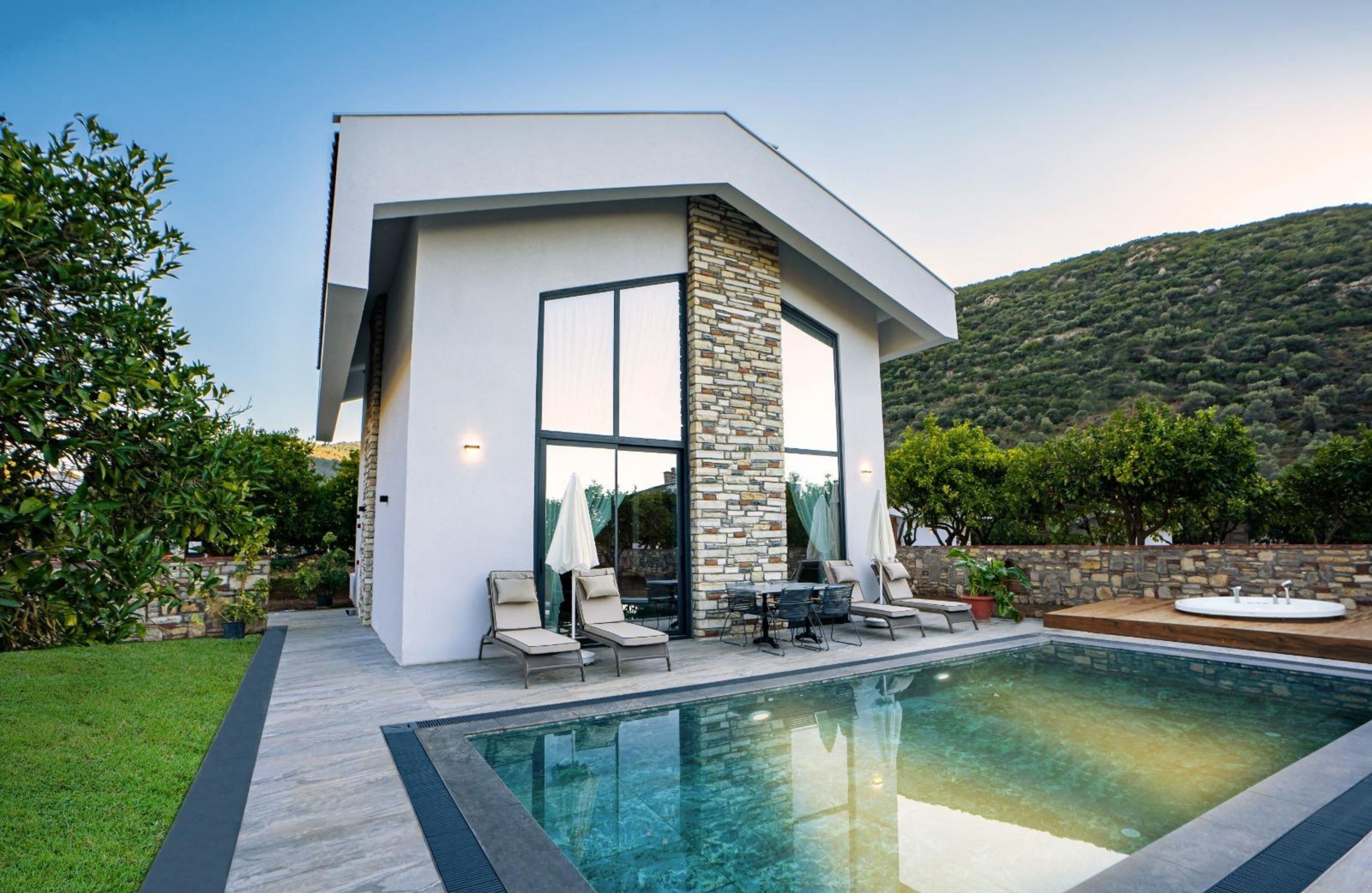 Premium Villa, 2 Bedrooms, Garden View | Private pool