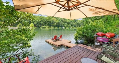 Rustic Log Cabin with Private Dock on the Lake!