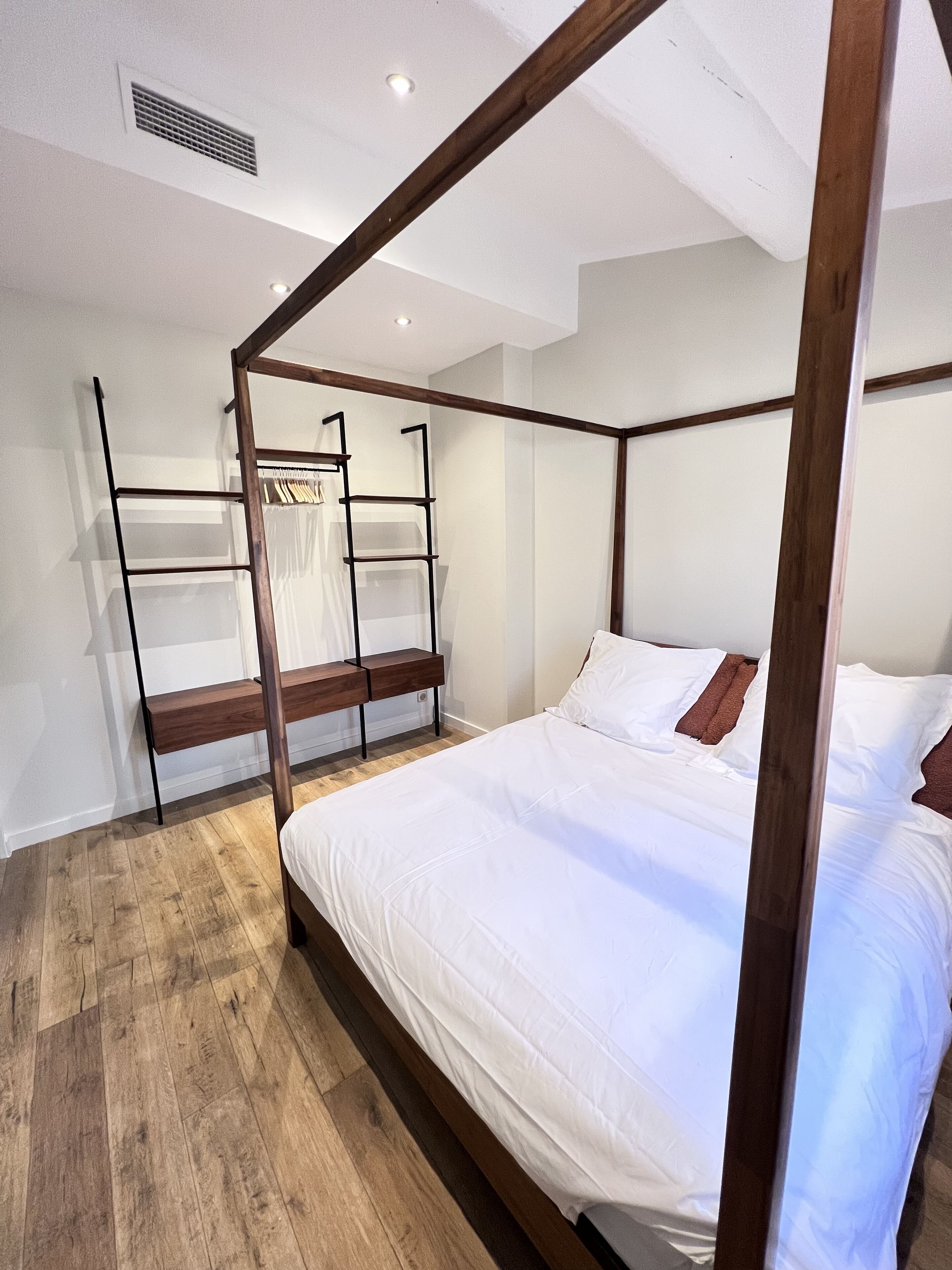 2 bedrooms, free WiFi, bed sheets