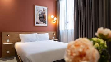 Chambre Double (6) | Premium bedding, memory foam beds, individually decorated