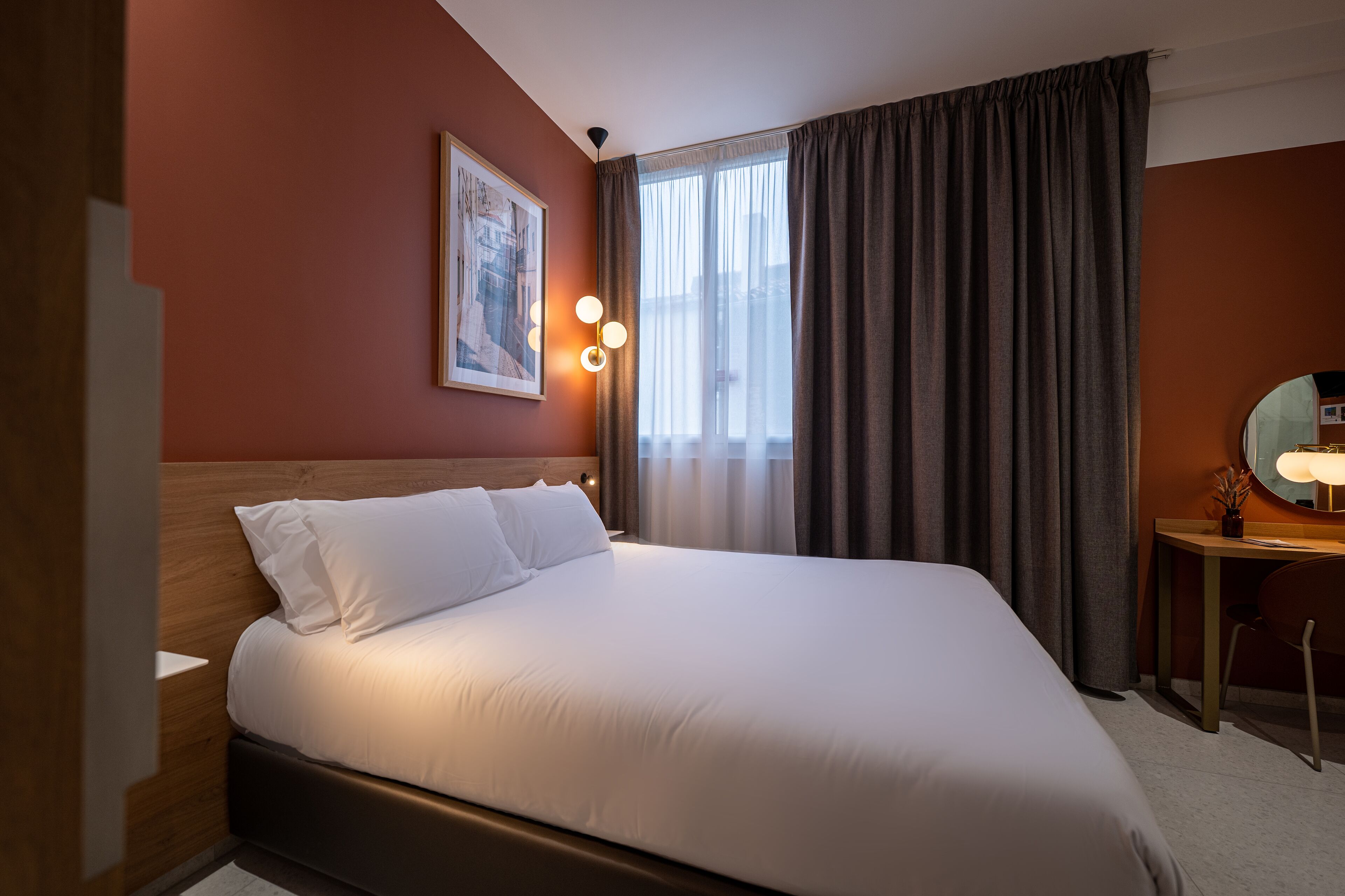 高档床上用品、记忆海绵床垫、特色装修、特色家居