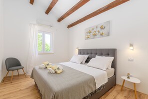 5 soverom og internettilgang