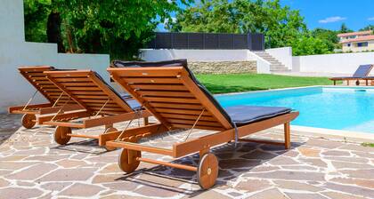 Villa Solitare (Istria - Žminj)