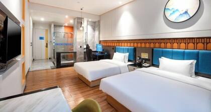 Nai E-sports Hotel (Beihai Beibu Gulf Plaza Walmart Plaza)
