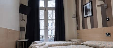 Tripla Classic, letti multipli | Ferro/asse da stiro, Wi-Fi gratuito, lenzuola