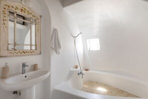 Villa | Bathroom