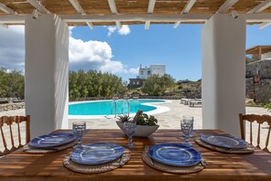 Villa | Speisen im Freien