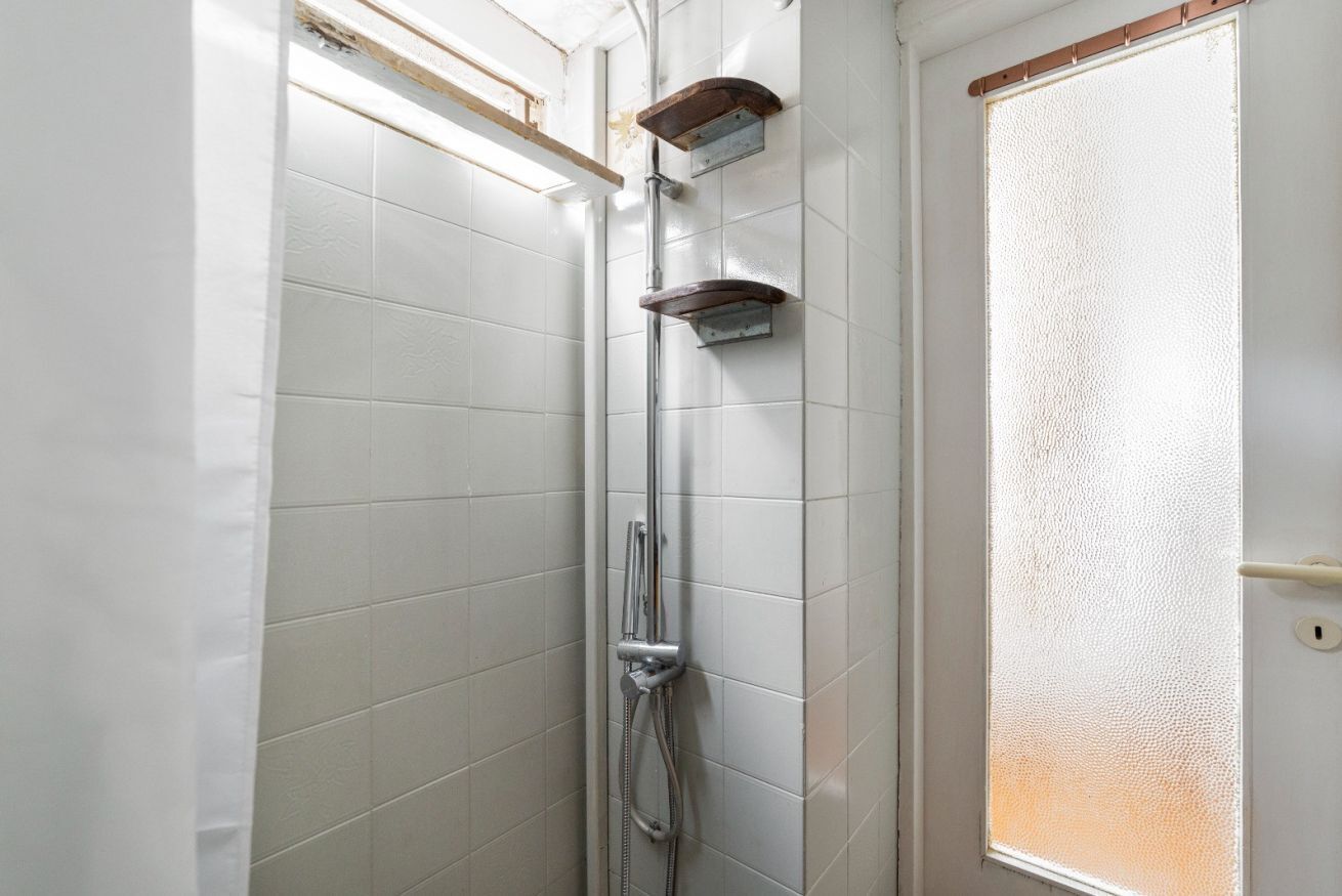 Doccia, asciugacapelli, bidet, asciugamani