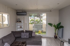 Smart-TV, Stereoanlage