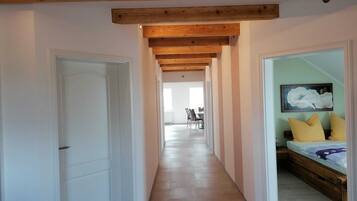 2 chambres, bureau, Wi-Fi gratuit, draps fournis