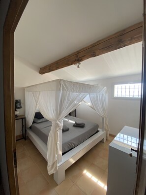 5 chambres, bureau, fer et planche Ă repasser, Wi-Fi