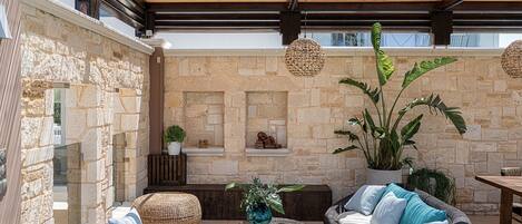 Villa | Living area