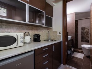 Villa | Cuisine privée | Grand réfrigérateur, micro-ondes, plaque de cuisson, machine à expresso