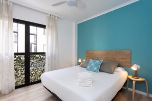 2 slaapkamers, een strijkplank/strijkijzer, gratis wifi, beddengoed