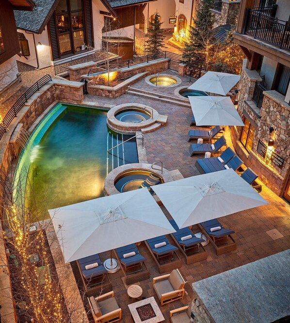 Outdoor pool - Luxury Plaza Room - One King at The Sebastian Vail (Vail)