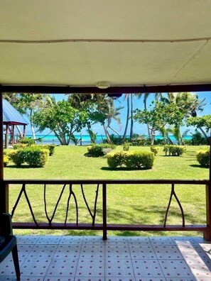 Deluxe Cabin, 1 Bedroom, Partial Ocean View, Beachside | Bed sheets - Nabua Lodge Hidden Getaway (Nacula Island)