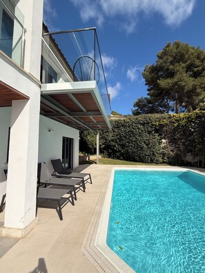 Piscina climatitzada 