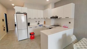 City Apartment - One bedroom apartment near Nizami street (Baku)