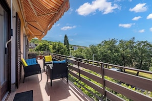 Familie appartement, 1 slaapkamer (Kostrena Apartment Maja) | Uitzicht vanaf balkon