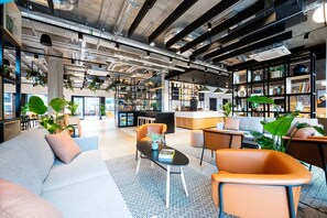 Lobby - Staycity Aparthotels, Dublin, City Centre (Dublin)