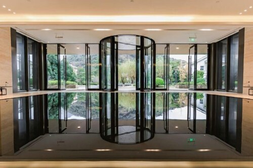 Yinfeng Holiday Resort