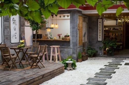 Jingxiang Rushui Heyuan Hotel