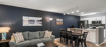 Trout Creek Resort/Golf/Beaches/Pools/Hot tub/Sauna/Pet friendly