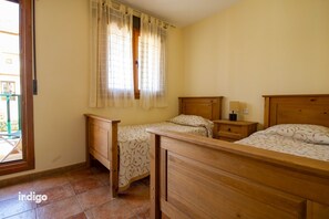 2 habitaciones, tabla de planchar con plancha y wifi gratis
