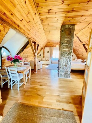 Interior - OAZA A charming house with an exclusive garden for 11 people (Ustronie Morskie)