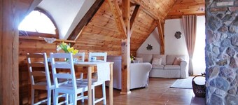 OAZA A charming house with an exclusive garden for 11 people