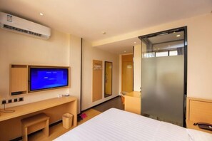 Room - Juyilai Boutique Hotel (Xinghui Plaza Renshou Road Pedestrian Street) (Jiangmen)