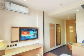 Room - Juyilai Boutique Hotel (Xinghui Plaza Renshou Road Pedestrian Street) (Jiangmen)