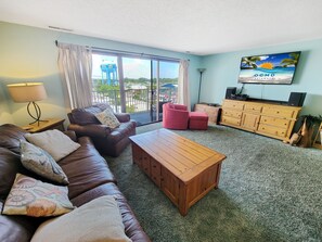 DVD player - 3 Bedroom Ocean Block Condo - Steps to the Beach and Ocean! Large 1400 sq. ft. top floor condo on 135th St. Waves 406 (Ocean City)