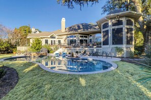Beheizter Pool